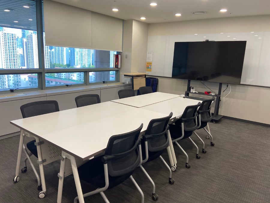 Qubit office
