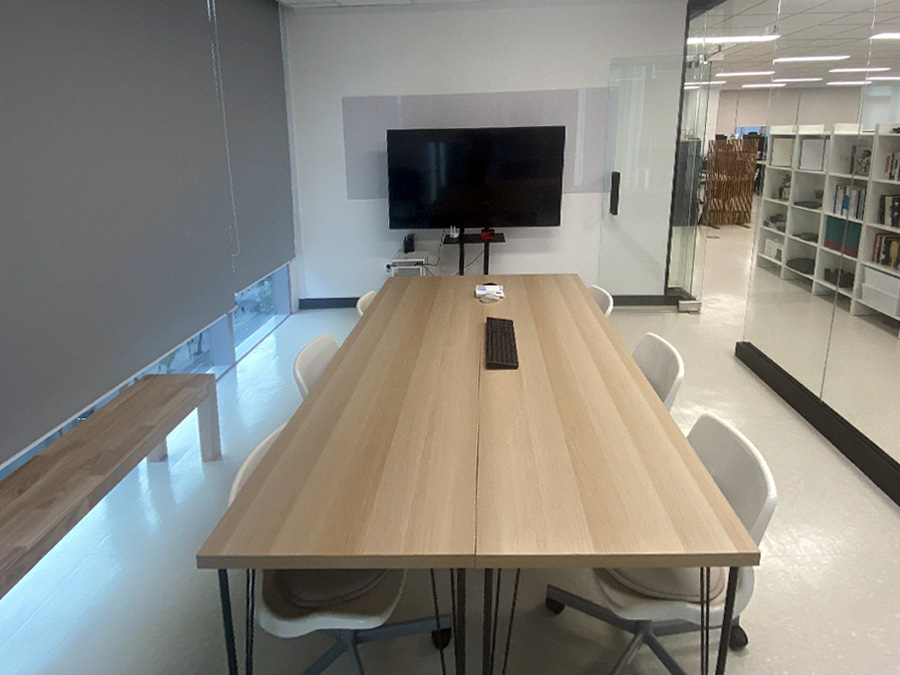 qubit_office-12-1