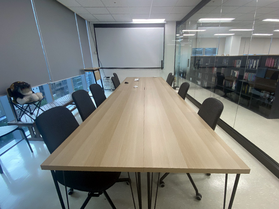 qubit_office-3-1