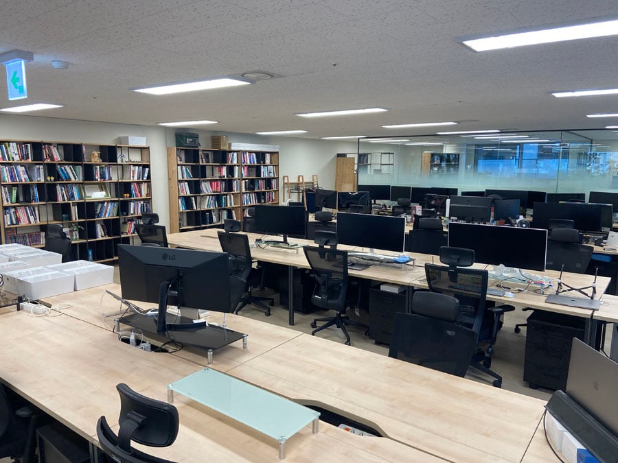 Qubit office